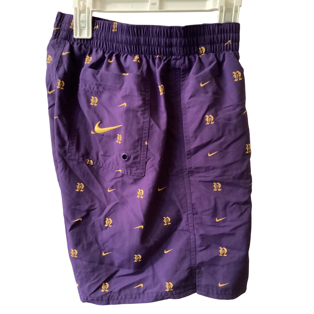Nike Mens Purple Gold Logo Print Swim Trunks NESSF518-536 Size Small NWT - Picture 2 of 6